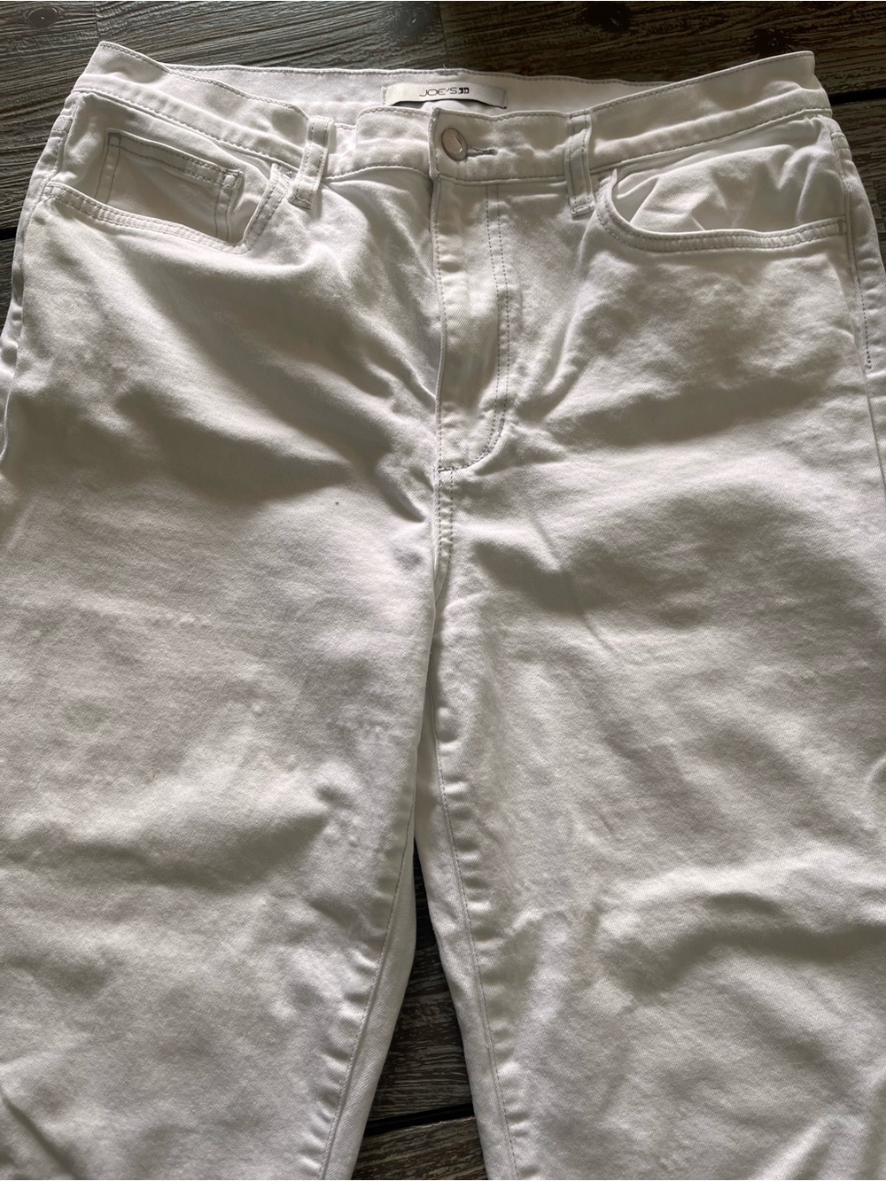 JOE’S White High-Rise white Jeans, size 32.